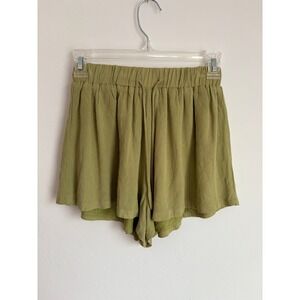 White Fox Olive Green Drawstring Pull On Shorts Preppy‎ Clean Girl Quiet Luxury